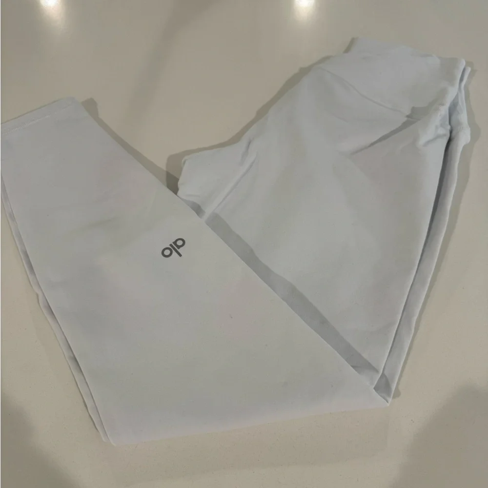 ALO Yoga White Leggings - Picture 5 of 5